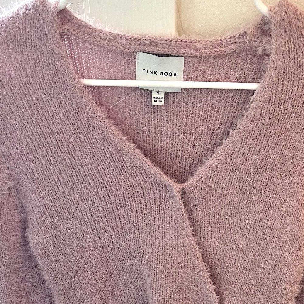 PINK ROSE SWEATER - Picture 3 of 3